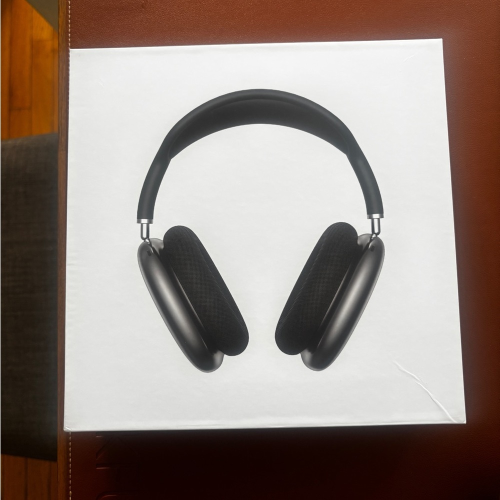 Black Over-Ear AirPod Max Headphones